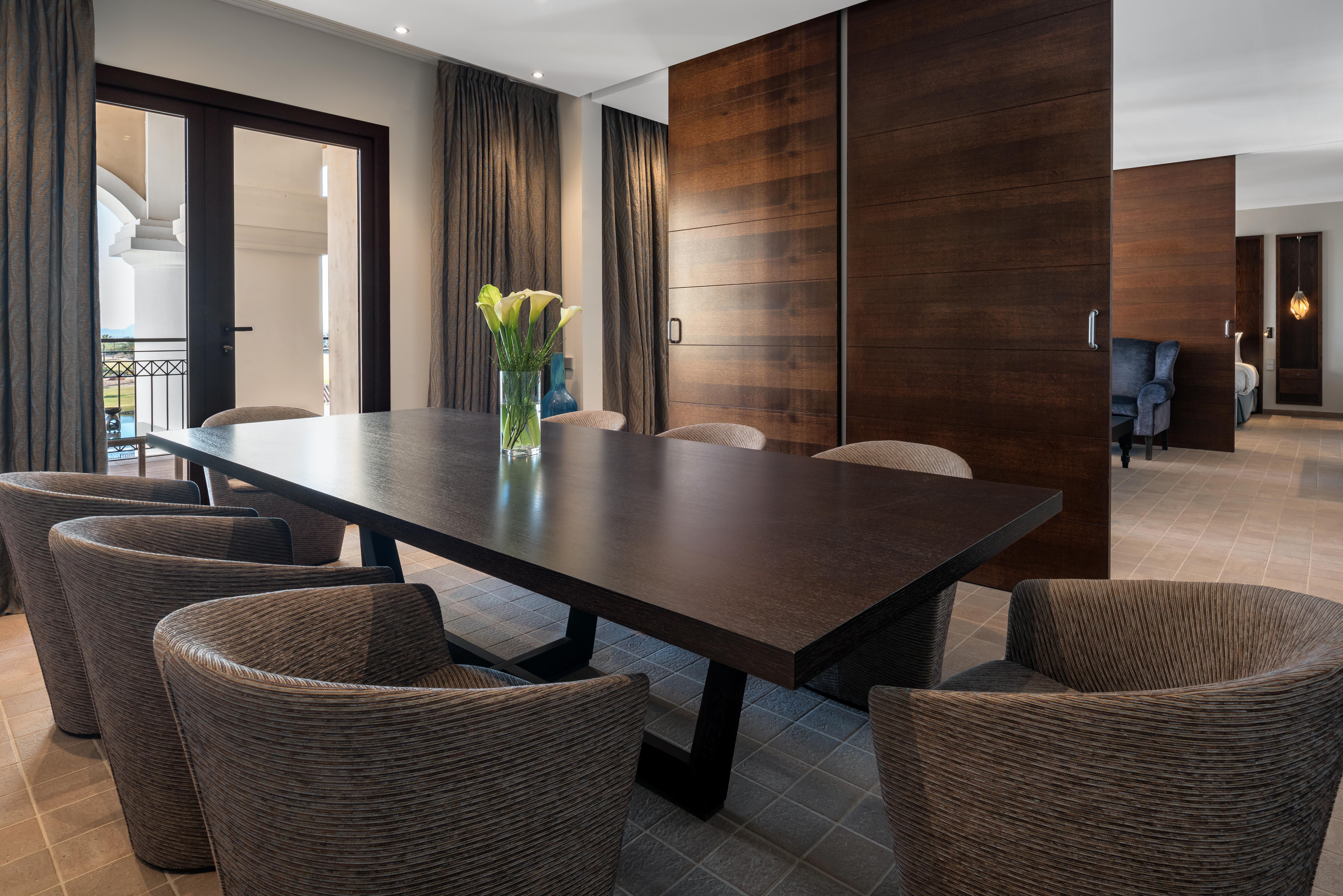 Doubletree By Hilton La Torre Golf Resort Roldan Luaran gambar Interior of a suite at the Mandarin Oriental, Munich