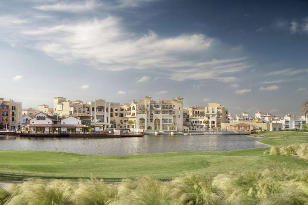 Doubletree By Hilton La Torre Golf Resort Roldan Luaran gambar View of the community